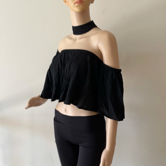 Black Off Shoulder Collar Top - Picture 12 of 12
